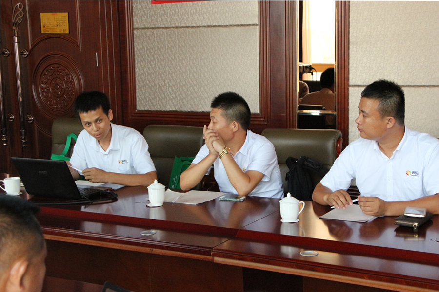 太陽(yáng)能路燈，太陽(yáng)能價(jià)格，太陽(yáng)能廠家