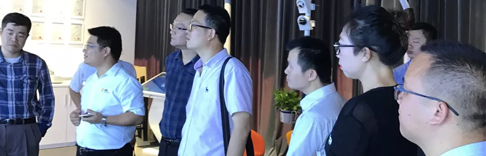 深圳市寶安區(qū)領導率隊蒞臨源碼參觀考察