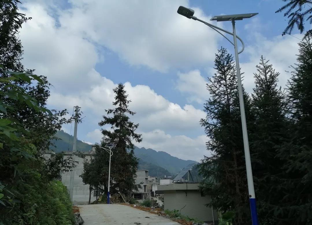 追憶扶貧戰(zhàn)士黃文秀，源碼讓“光明“繼續(xù)溫暖她曾工作的地方