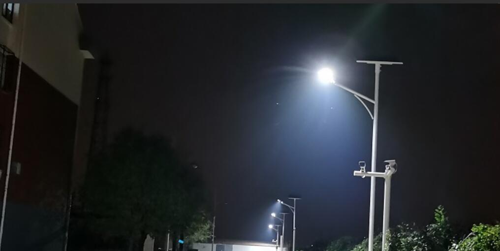 路燈光源的特點(diǎn)