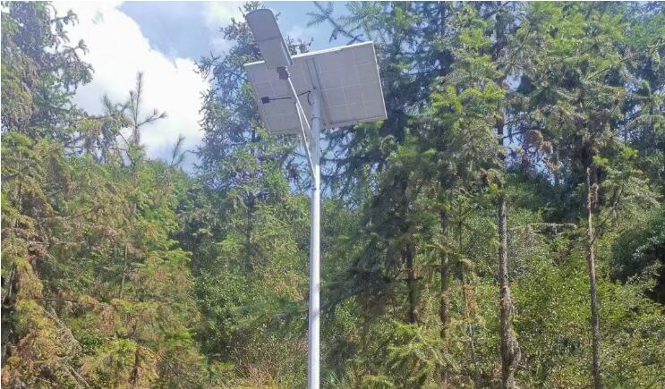 一體化太陽能路燈特點(diǎn)（1）